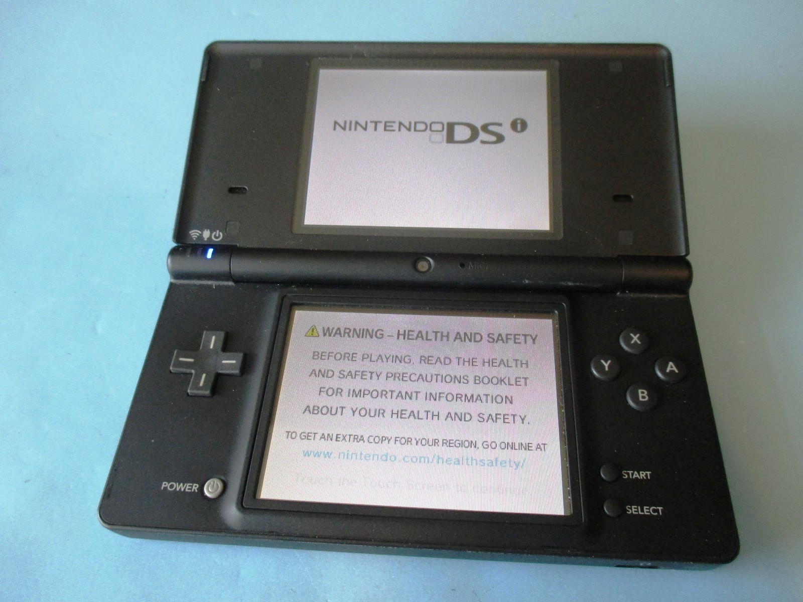 Nintendo DSi Black System in Box w/Charger FREE Shipping!
