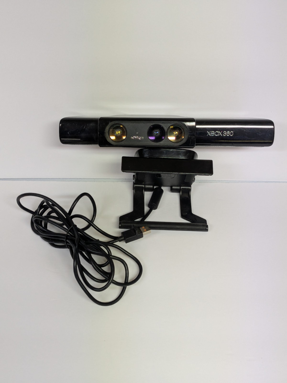 Microsoft Xbox 360 Slim Console 4GB Kinect Bundle – 3 Games -Kinect Adventures