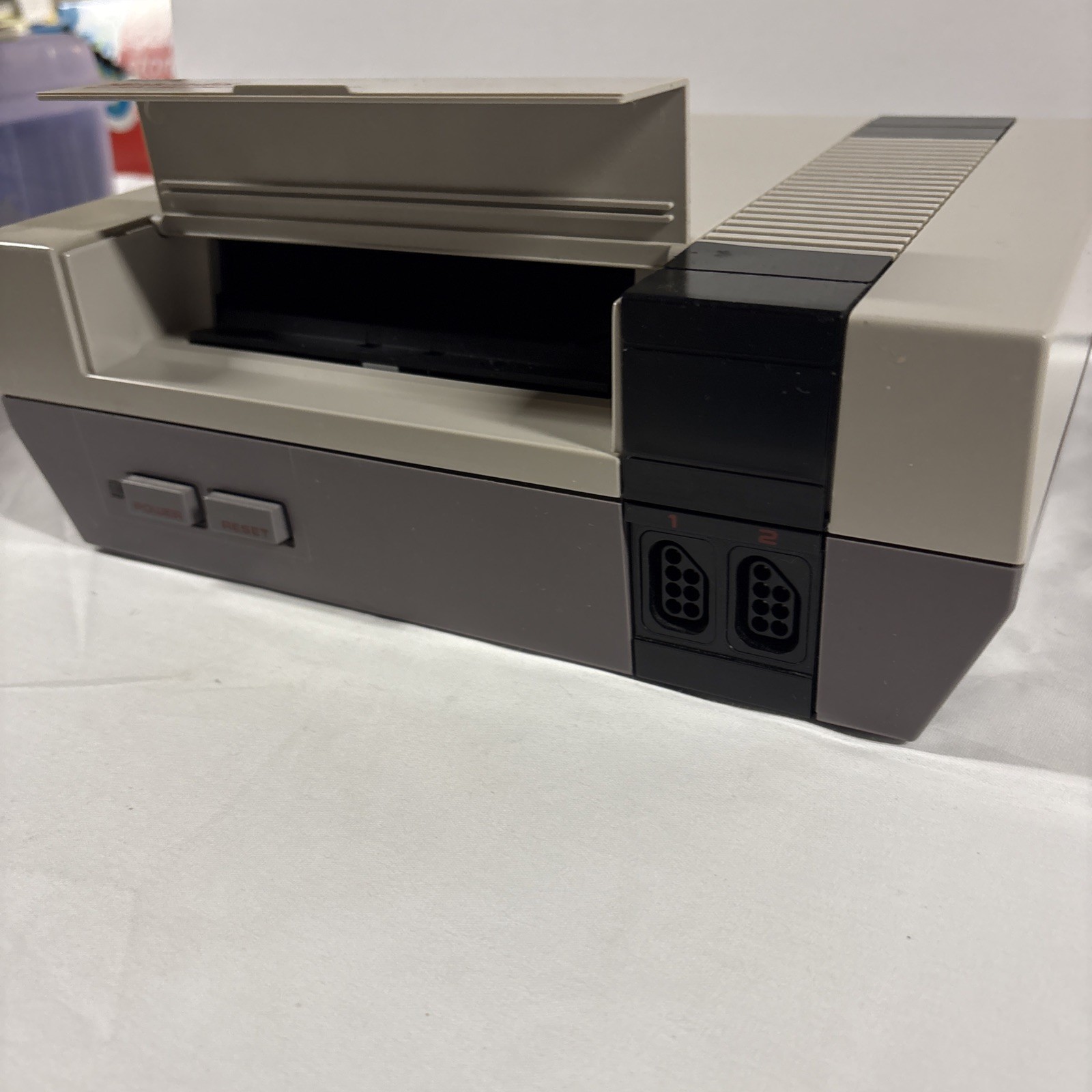 Vintage 1985 – NES Classic Model # NES – 001 Complete GameSystem Tested