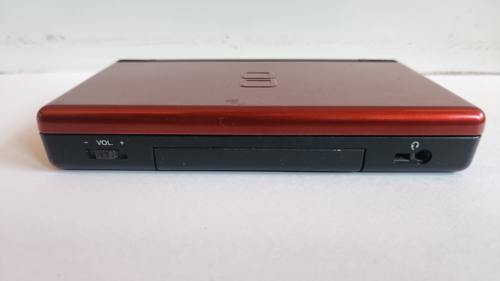 Nintendo DS Lite Red/Black boxed /w insert, manuals and accessories – Aust model