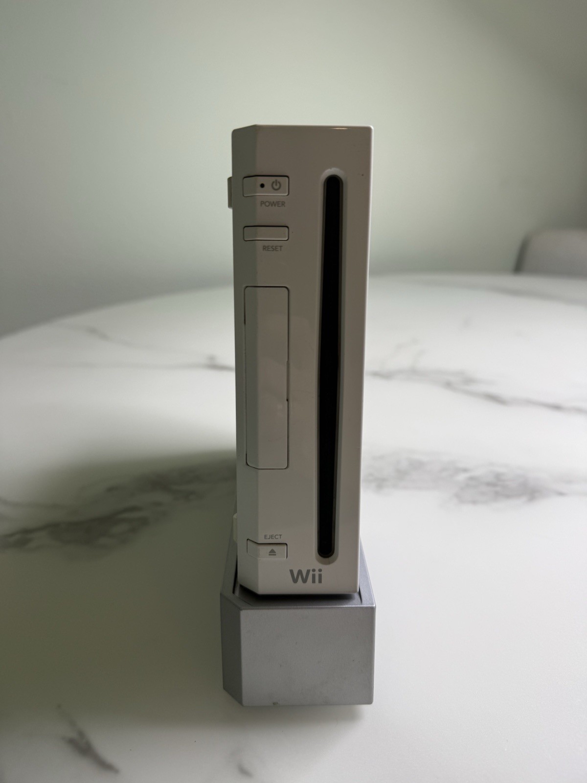 Nintendo Wii RVL-001 Video Game Console Bundle W/ Sports Resort 3 Controllers