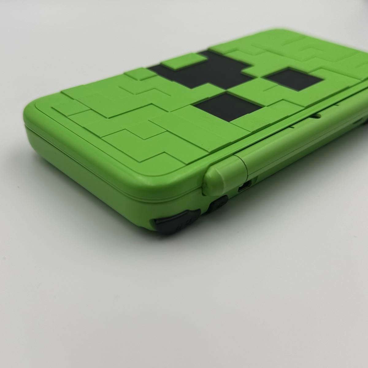 New Nintendo 2DS XL LL Minecraft Creeper Console Stylus Working Japanese ver