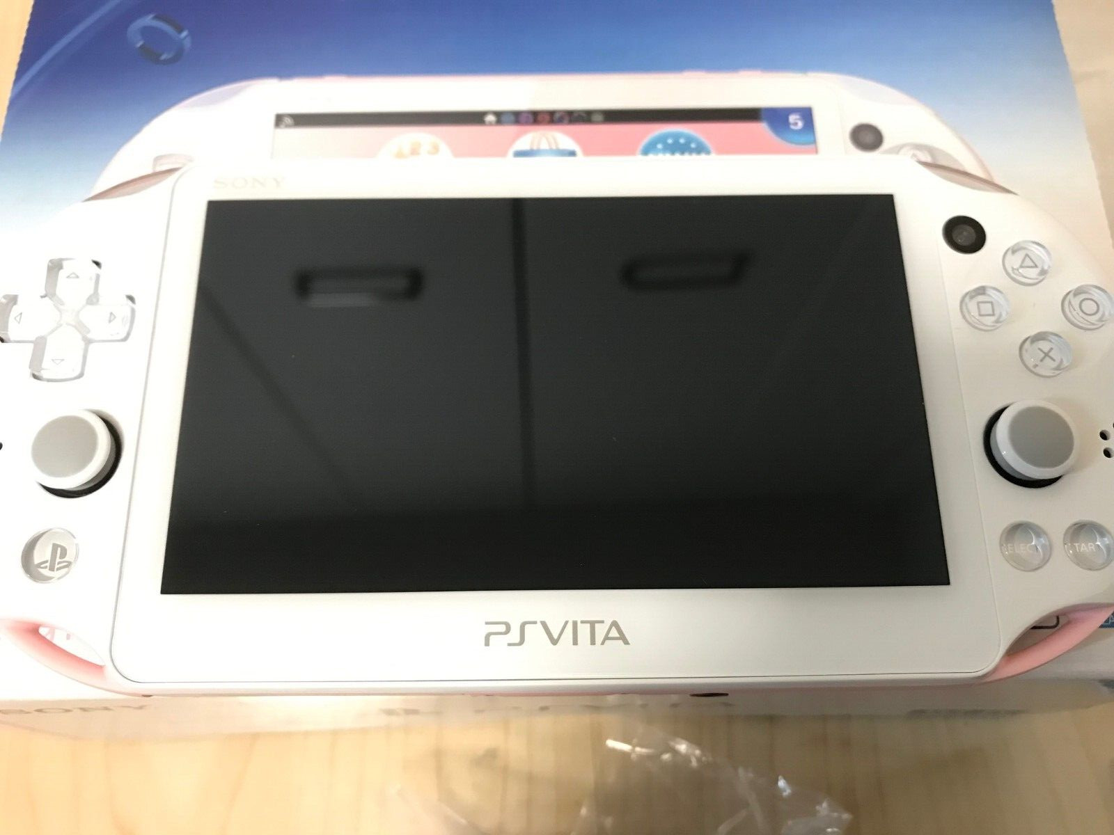PS Vita PCH-2000 ZA19 Light Pink /White Console Wi-Fi Model Japan Sony Excellent