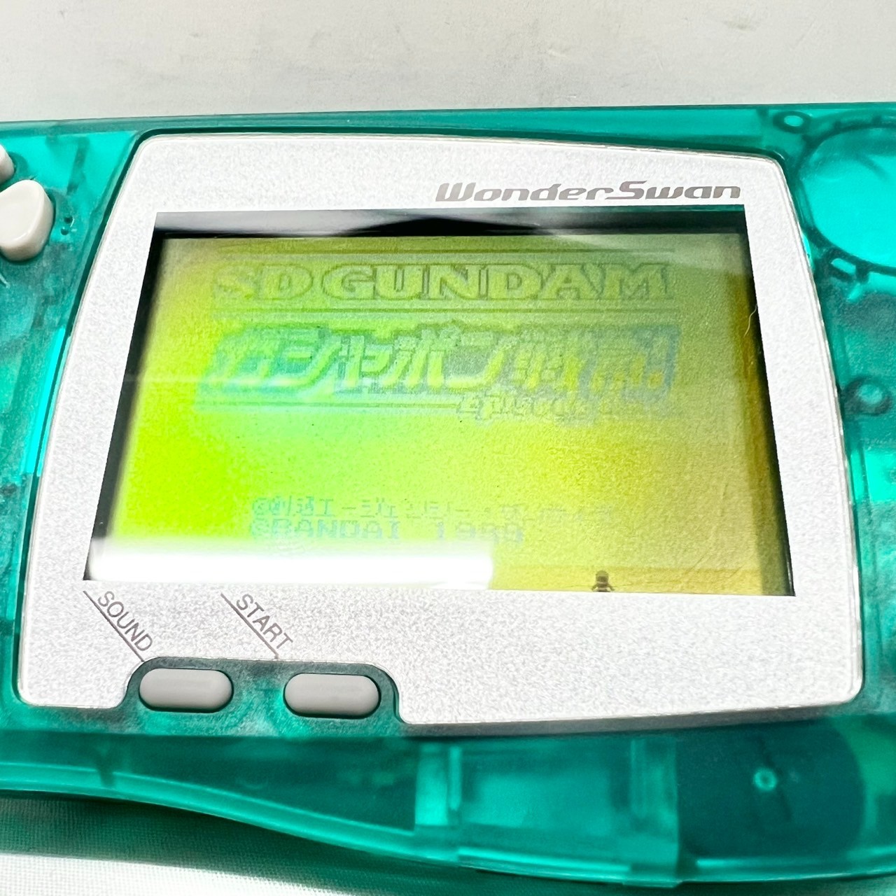 WS — Wonder Swan Console Skeleton Green — WonderSwan, Japan. 192