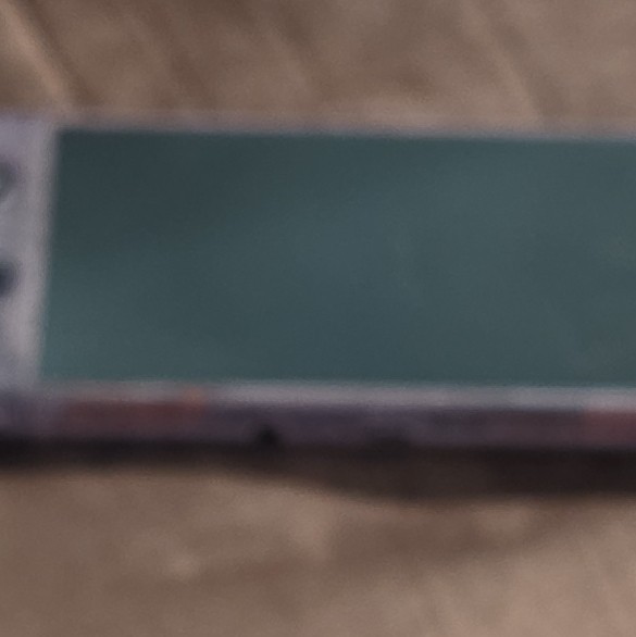 Ayn Odin Pro, faulty fan and charging port, title notes problem.
