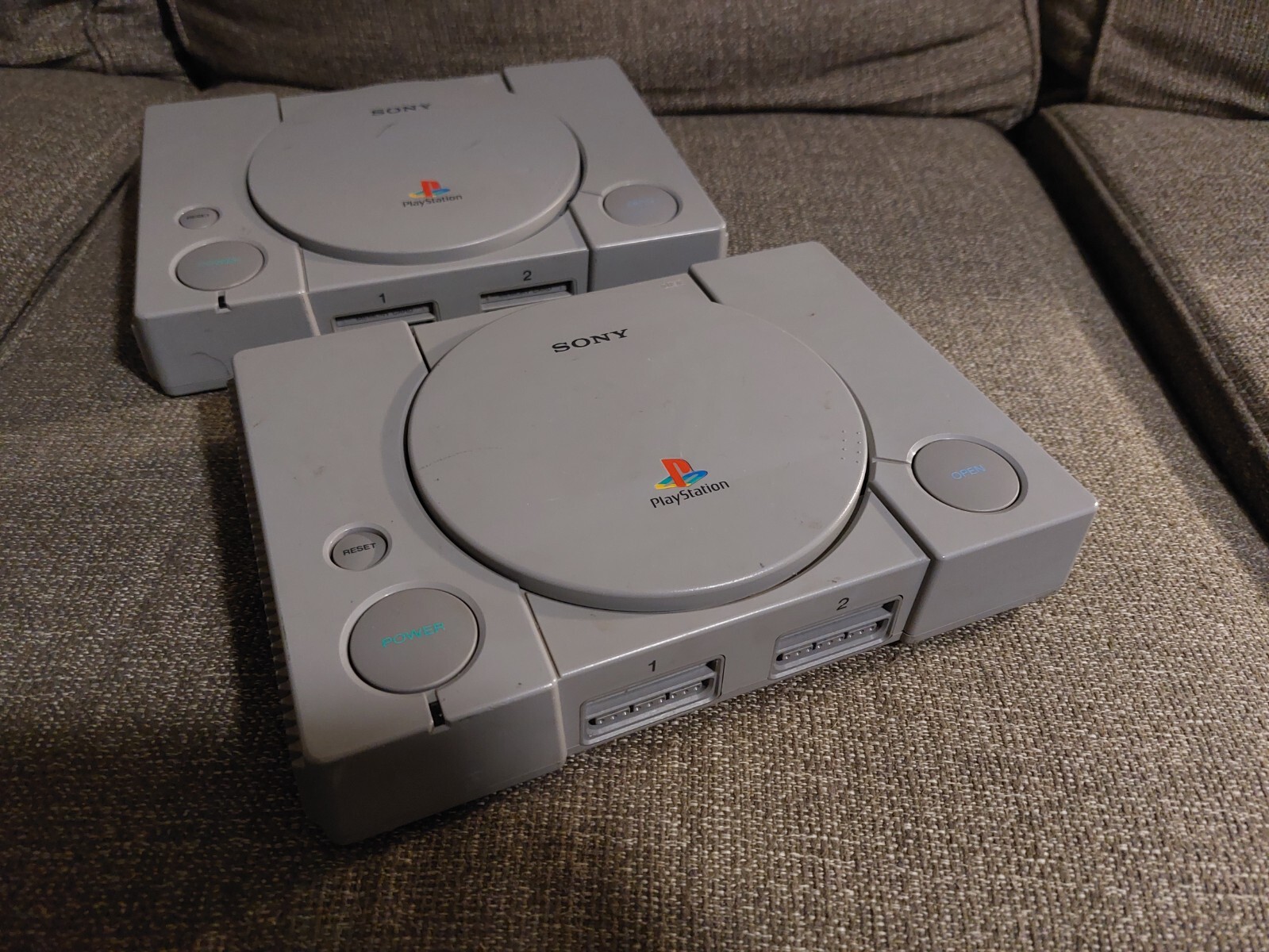 Sony PlayStation 1 PS1 Lot SCPH-5501 SCPH-9001 Controllers and cables