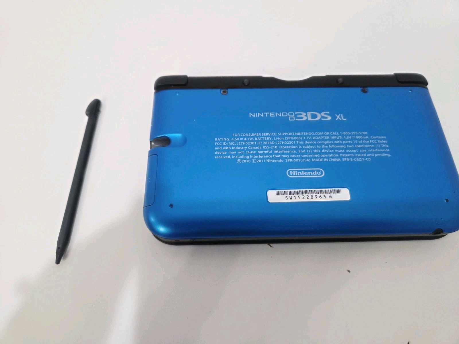 Nintendo 3DS XL Blue w/ Charger & 11 Games, Stylus & Guitar Hero Control Grip