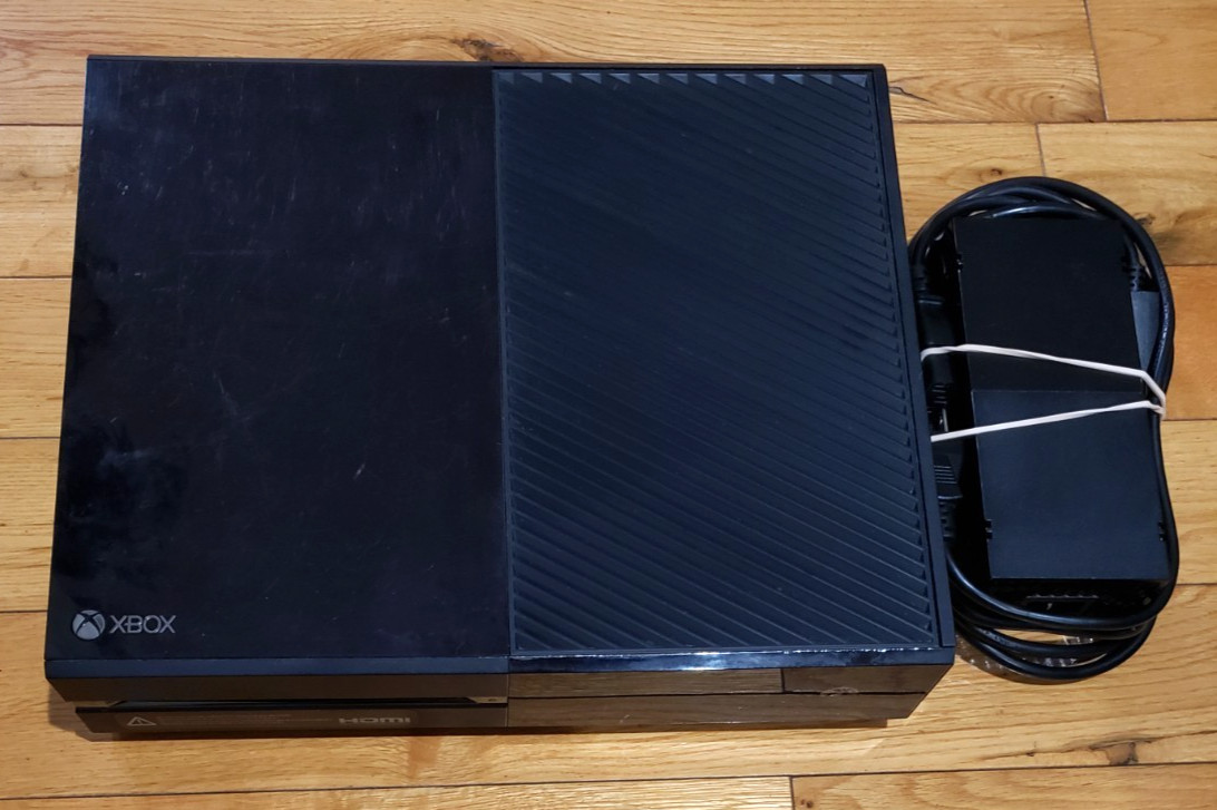 Microsoft Xbox One 500GB Console, BAD Disc Tray All Digital Works READ PR