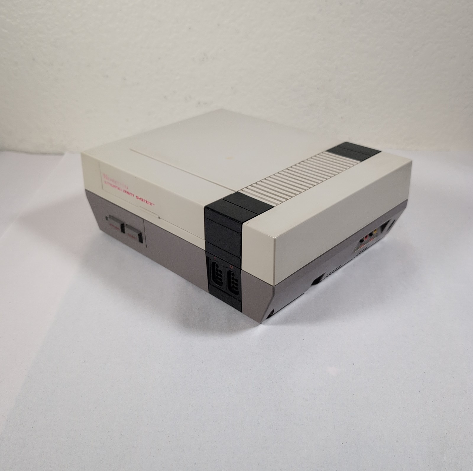 Nintendo NES-001 Console W/ Mario Duck Hunt Controller Light Gun Tested Working