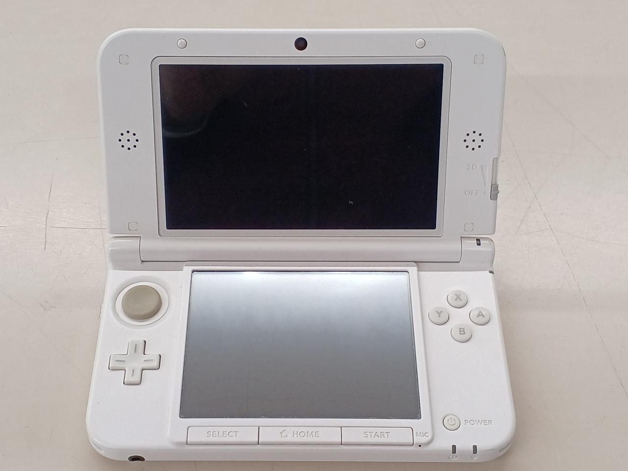 NINTENDO SPR-001 3DSLL