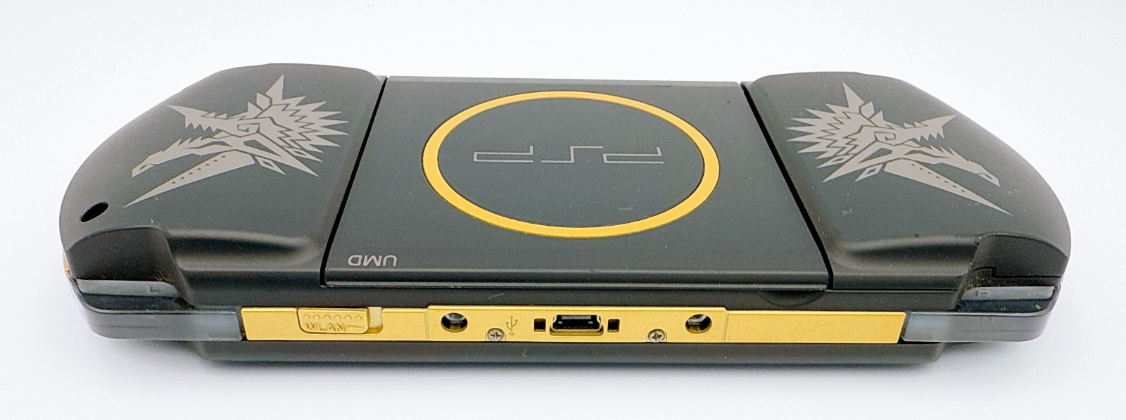 Sony PSP-3000 Console Monster Hunter 3rd Limited Region Free w/4GB – Excellent