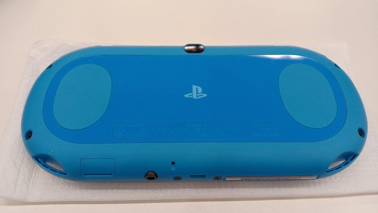 Sony PS Vita PCH-2000 Console Box Case From Japan A1689