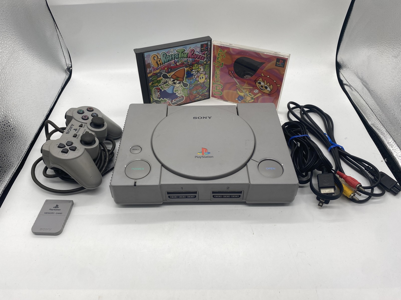 PlayStation 1 PS1 Console w/ Parappa the Rapper ＆ Um Jammer Lammy JP Ver.