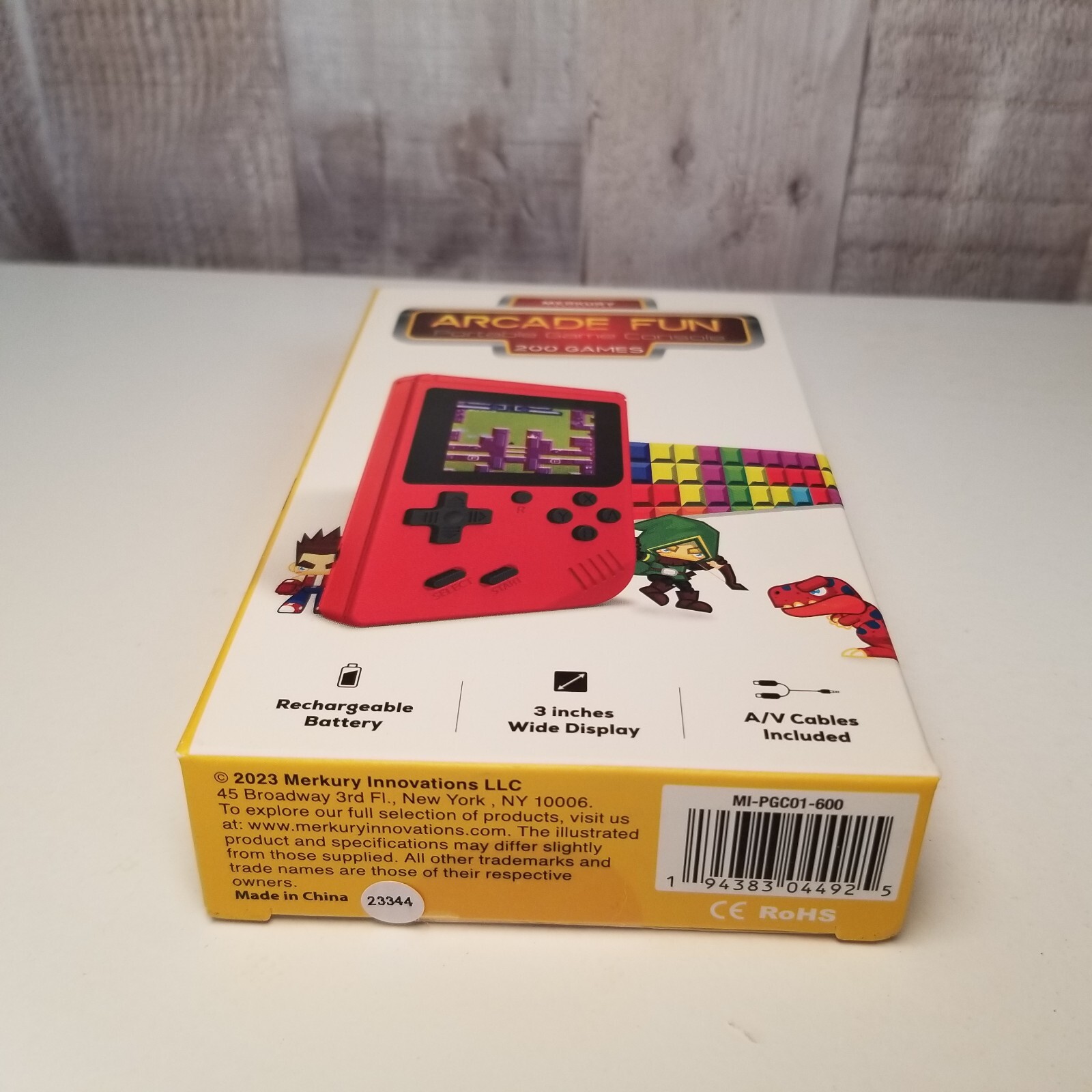 Merkury Innovations Arcade Fun Portable Gaming Console 200 Games New/Sealed