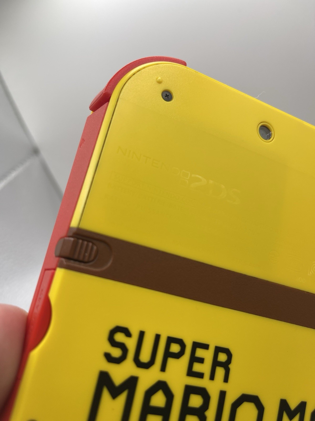 Nintendo 2DS Super Mario Maker Edition Yellow Handheld (FTR-001) & Charger