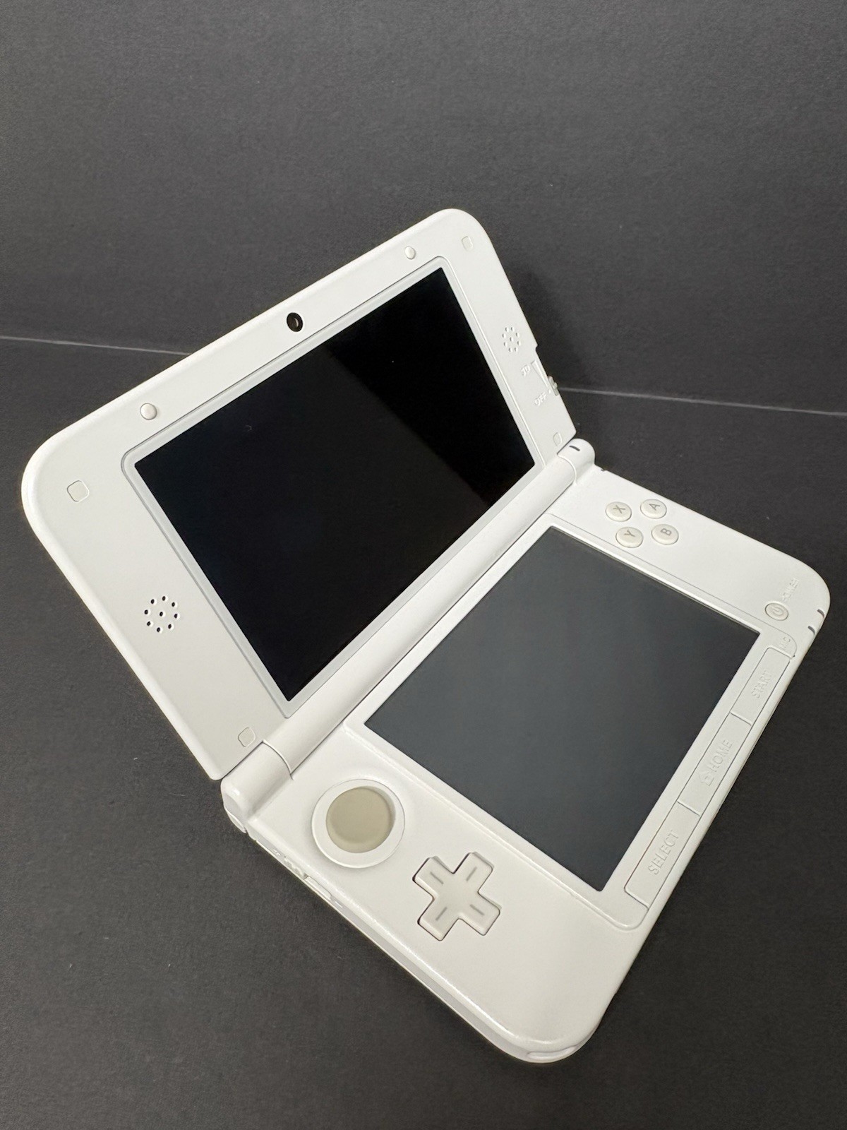 READ US Nintendo 3DS XL Animal Crossing Handheld – Charger & Stylus WORKING
