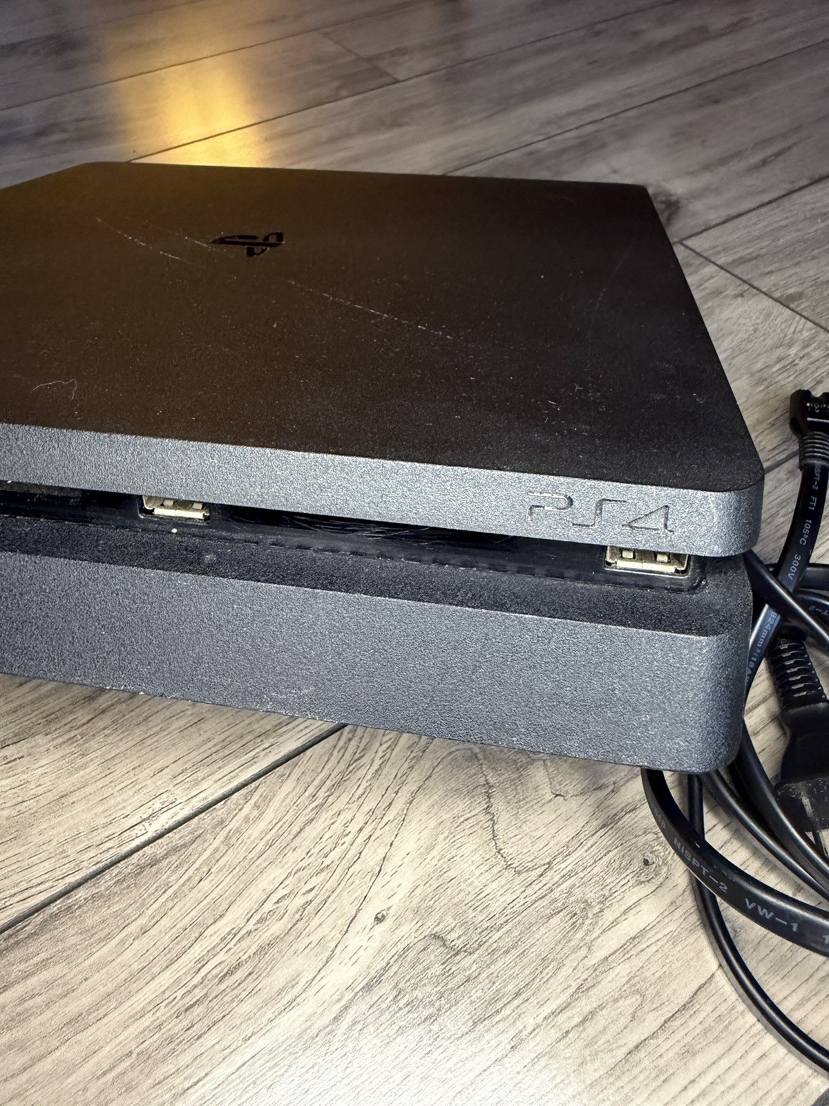 Sony PlayStation 4 Slim 1TB CUH-2215B Console Tested Works