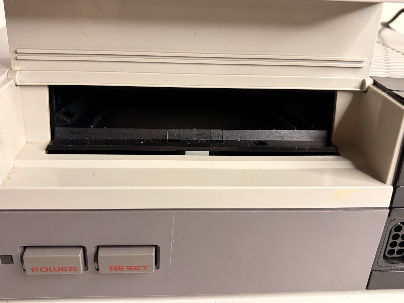 Nintendo NES-001 Gray Video Game Console Tested Working With 5 Games (Zelda)