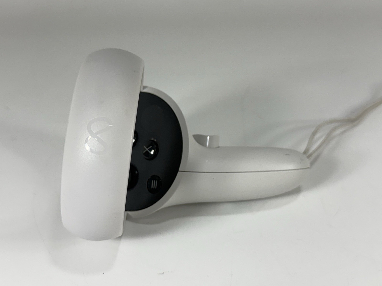 Meta Quest 2 Advanced 256GB All-In-One Virtual Reality Headset with 1 Controller