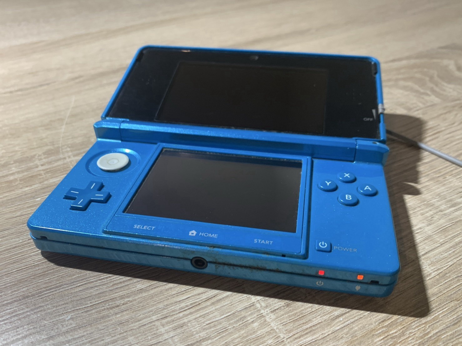 0934 Nintendo 3DS Light Blue For Parts