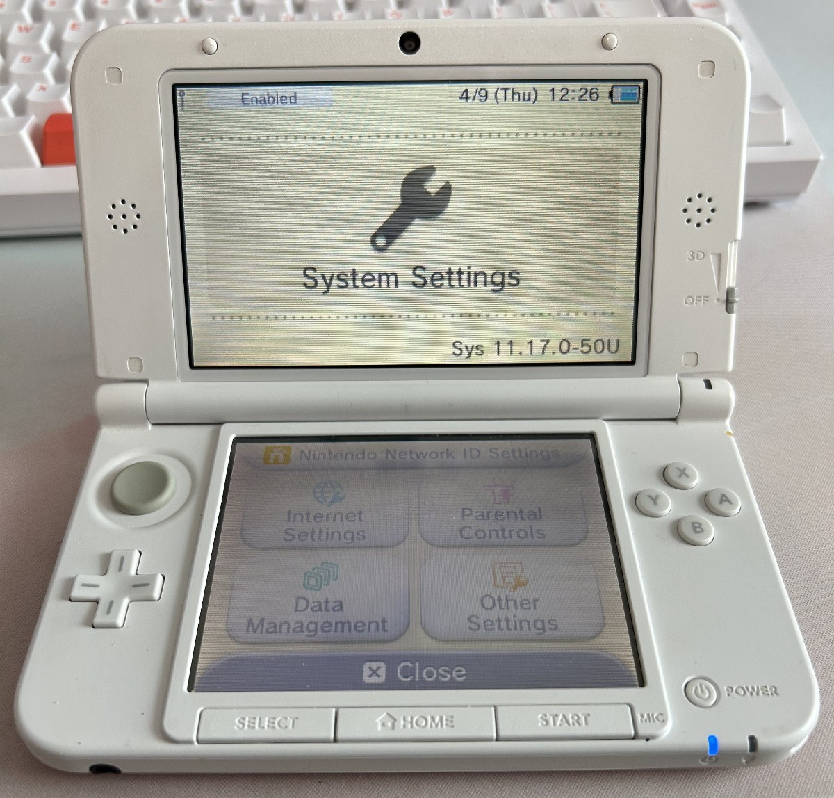 Nintendo 3DSLL/XL Region Unlocked w/ 128G mSD