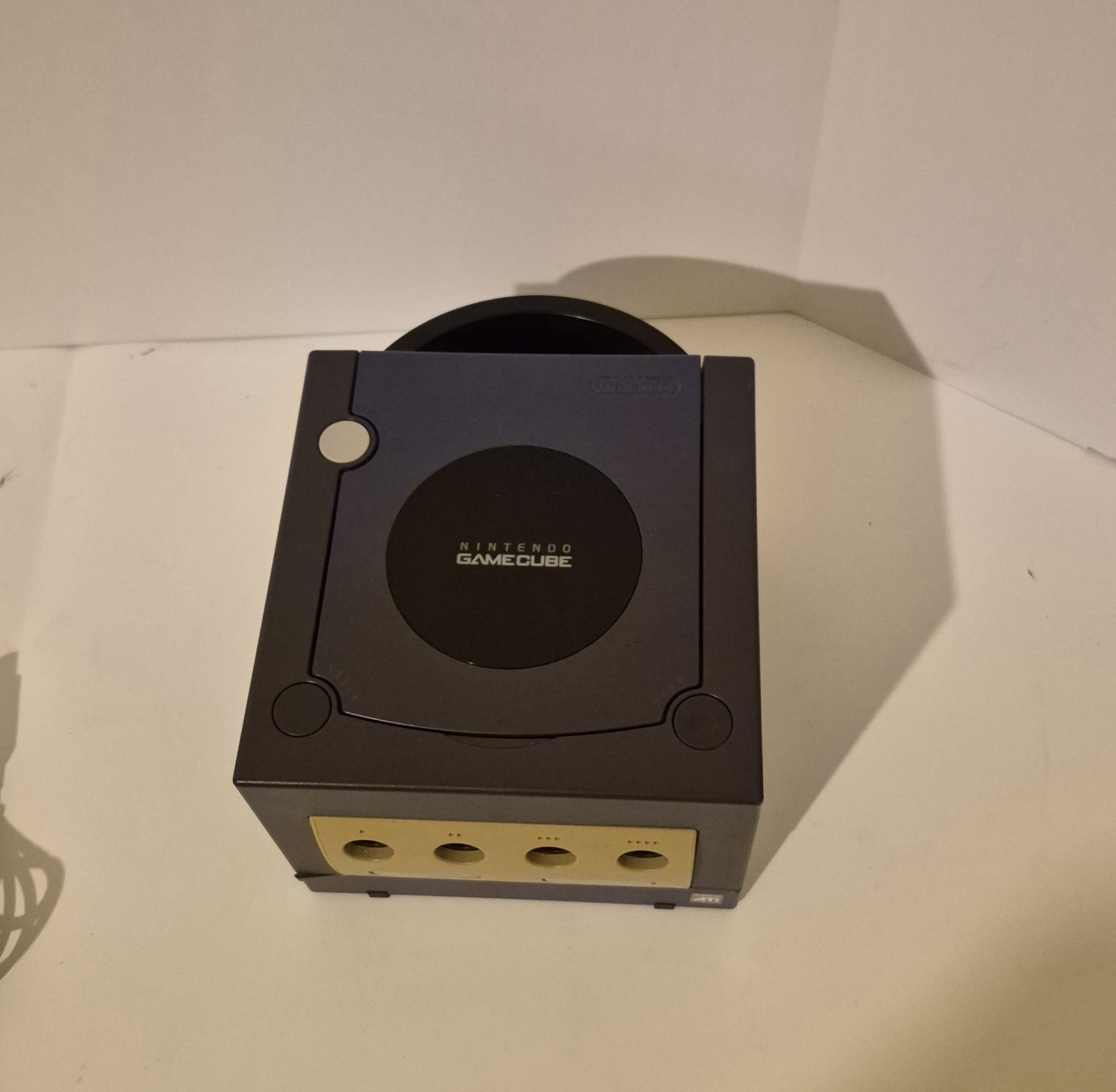 Nintendo GameCube Console Indigo DOL-001 (USA) Controller, Game & MC Bundle