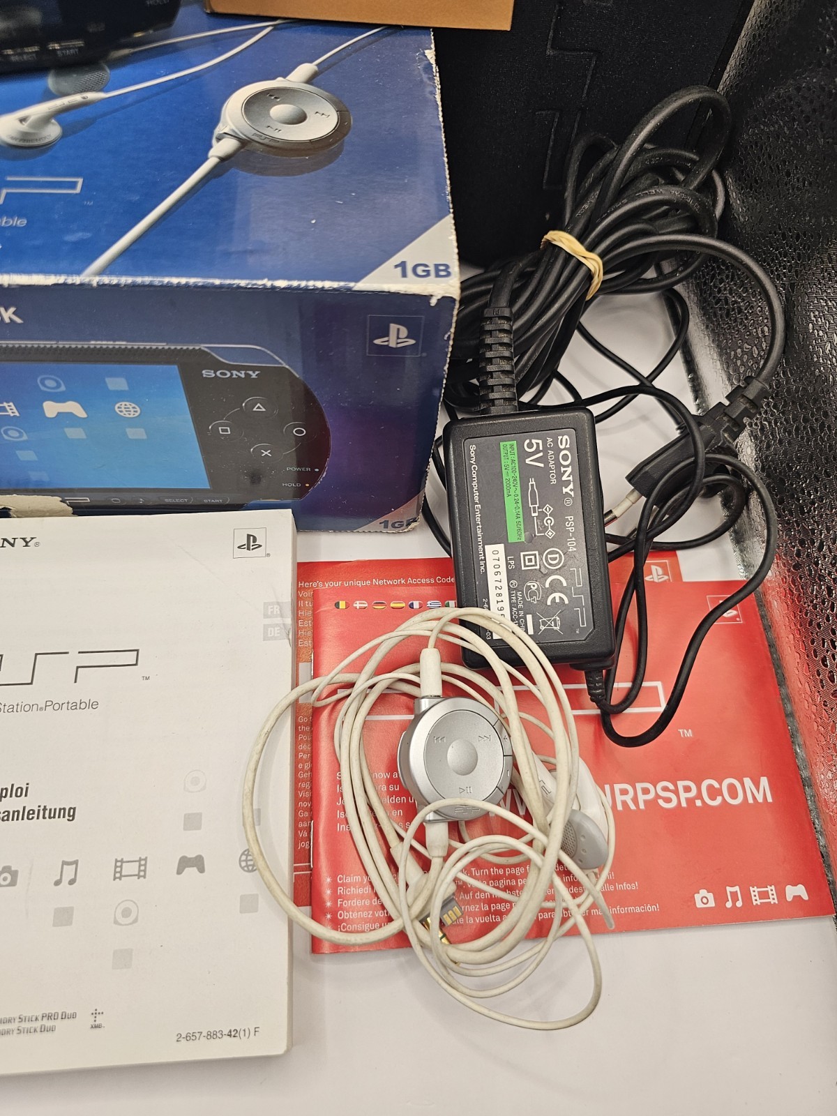PSP Fat Model 1004 Sony PlayStation Black Working Boxed Complete