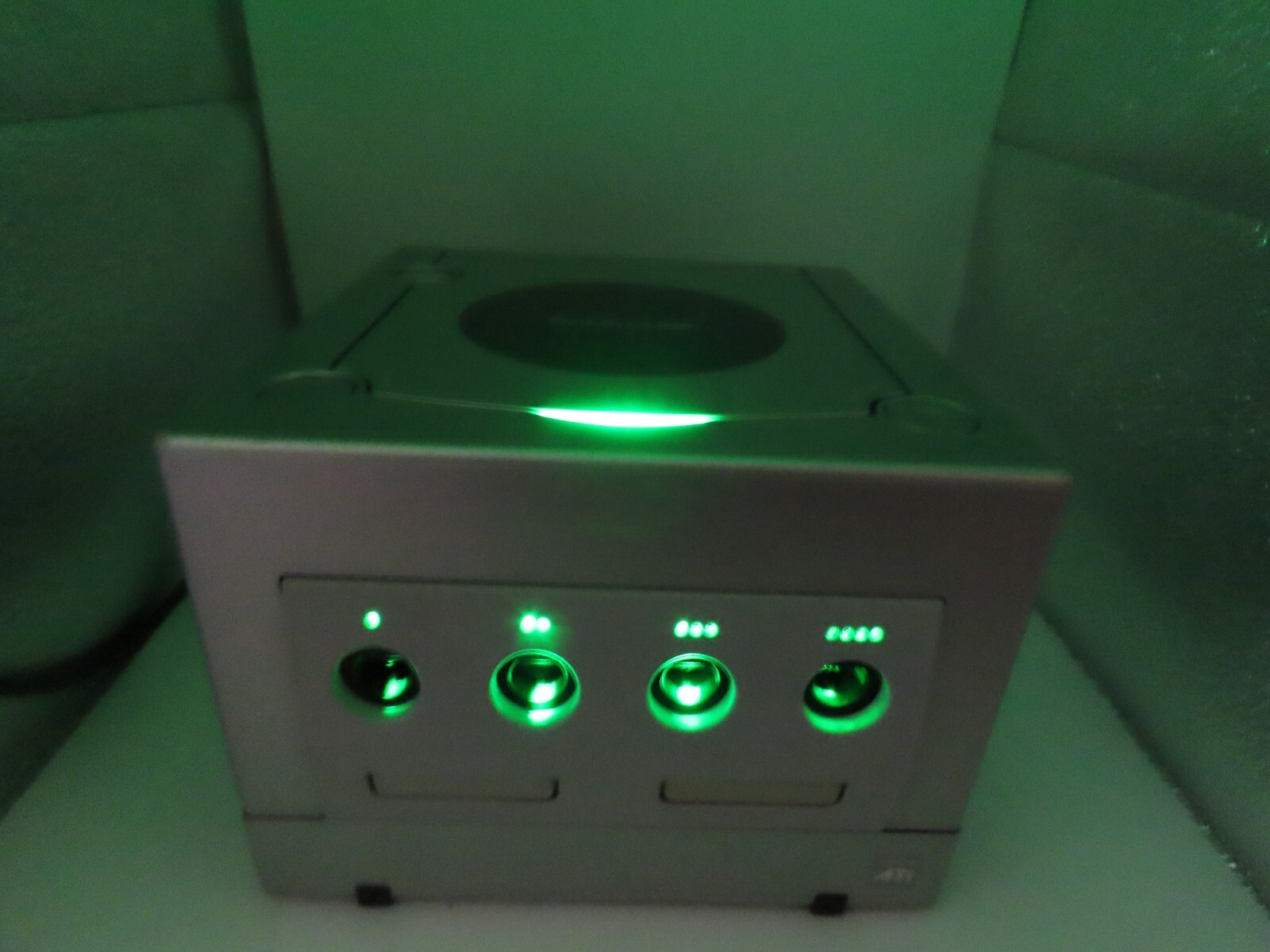 Nintendo GameCube GREEN LED Light Mod Modification Controller Port w/ new batt