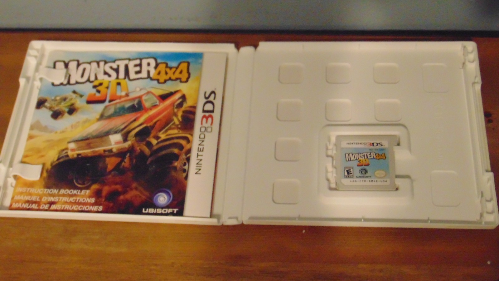 Nintendo 3DS Handheld System – Aqua Blue