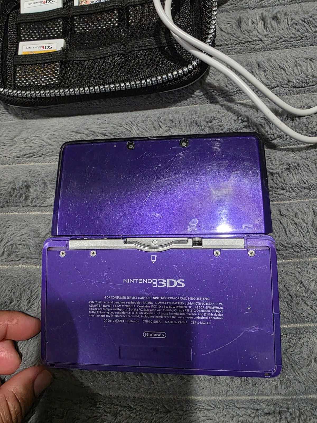 Nintendo 3DS Purple CTR-001(USA) 3D Wi-Fi Bundle Case Game Cards Charger