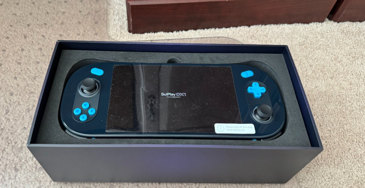 SuiPlay0X1 Handheld Gaming Console – Brand NEW + Free Case + Free Shipping