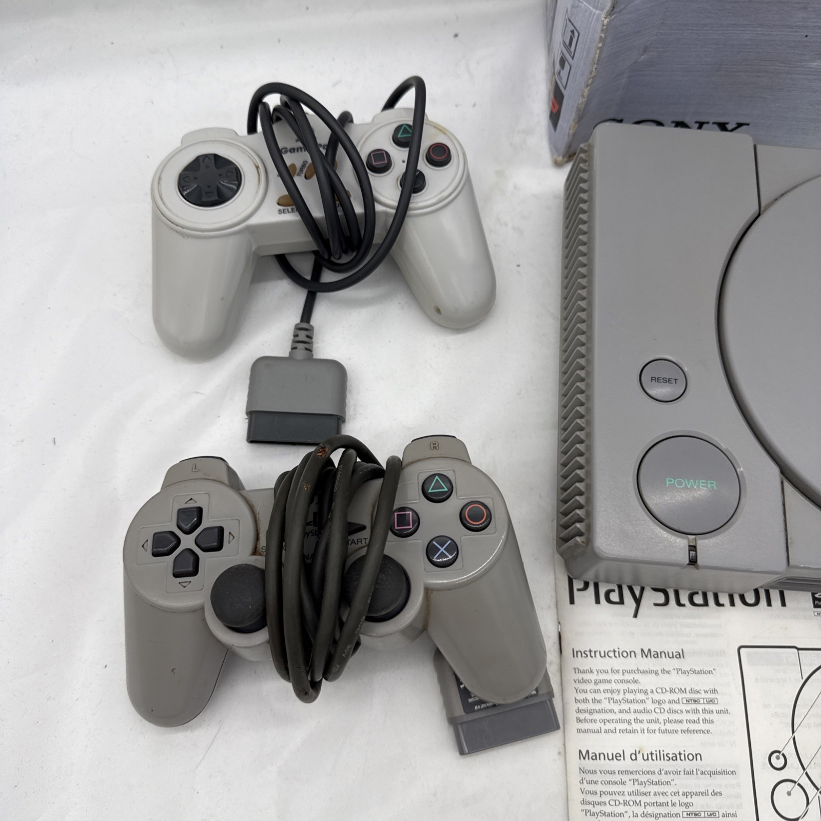 Sony PlayStation 1 Video Game Console – With controller – Box Included – Gray