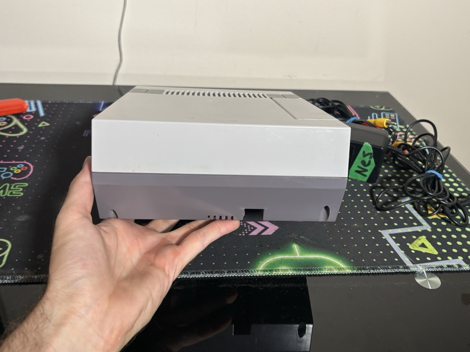 Nintendo Original NES-001 Entertainment System NES Console With Zapper