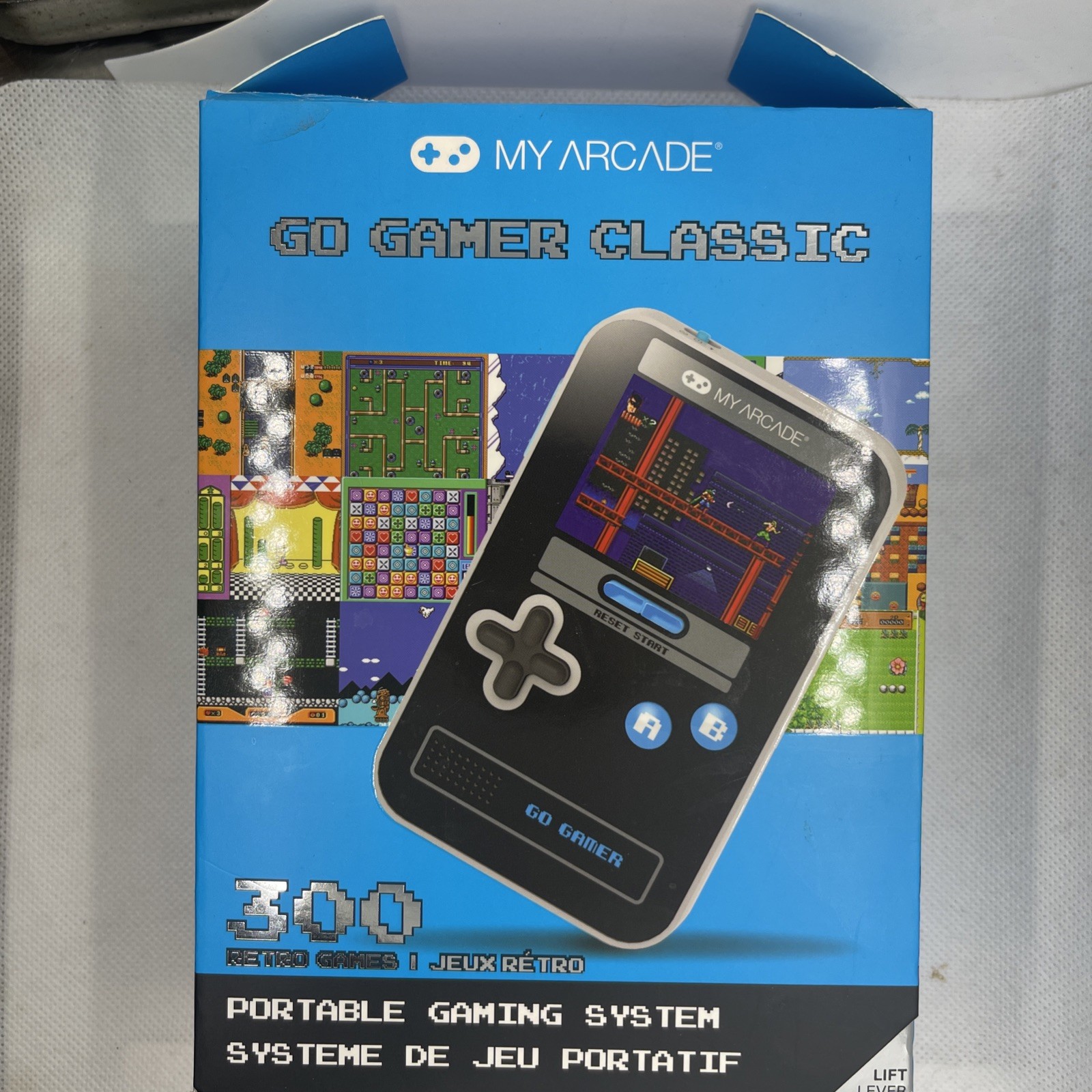 My Arcade Go Gamer Classic Portable Gaming System 300 Retro Games – Brand New