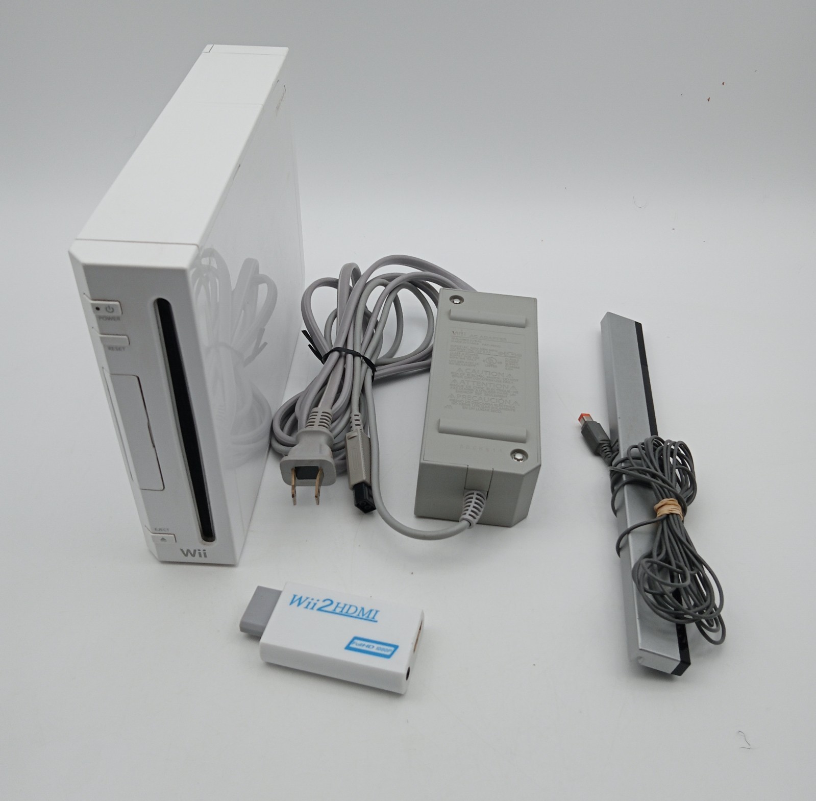 Nintendo Wii Console RVL-101 White HDMI Adapter, Sensor, Power Cord LOT