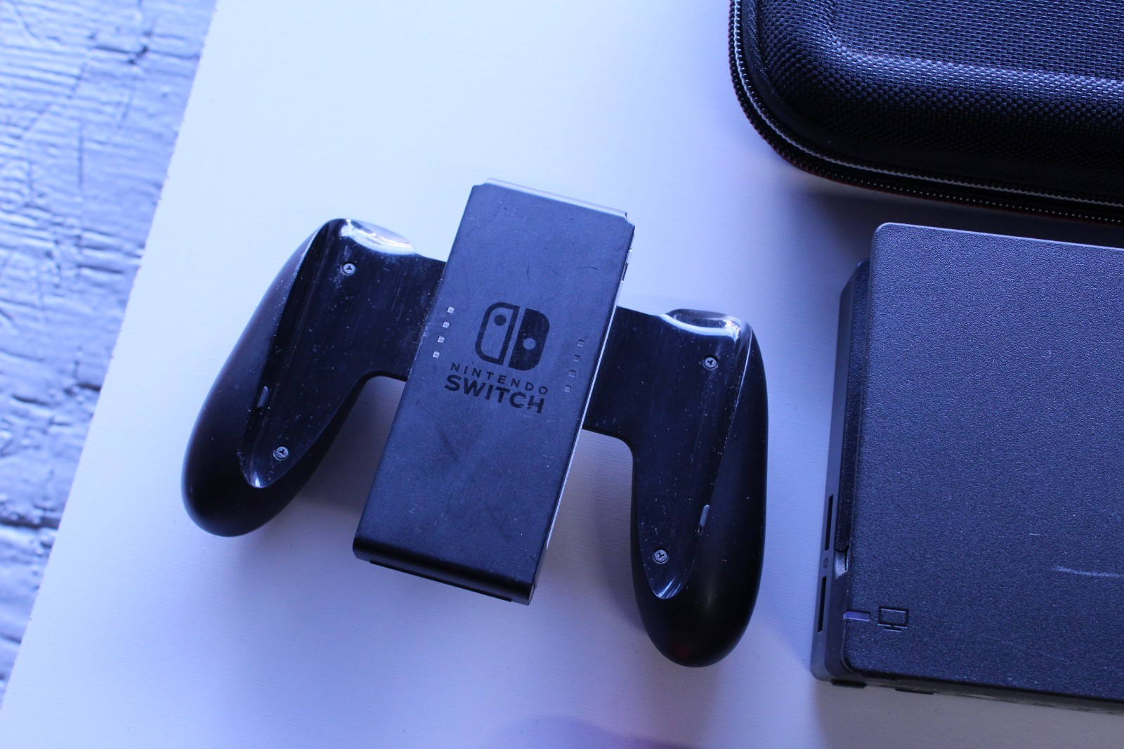 Nintendo Switch HAC-001 Console With Dock and Charger