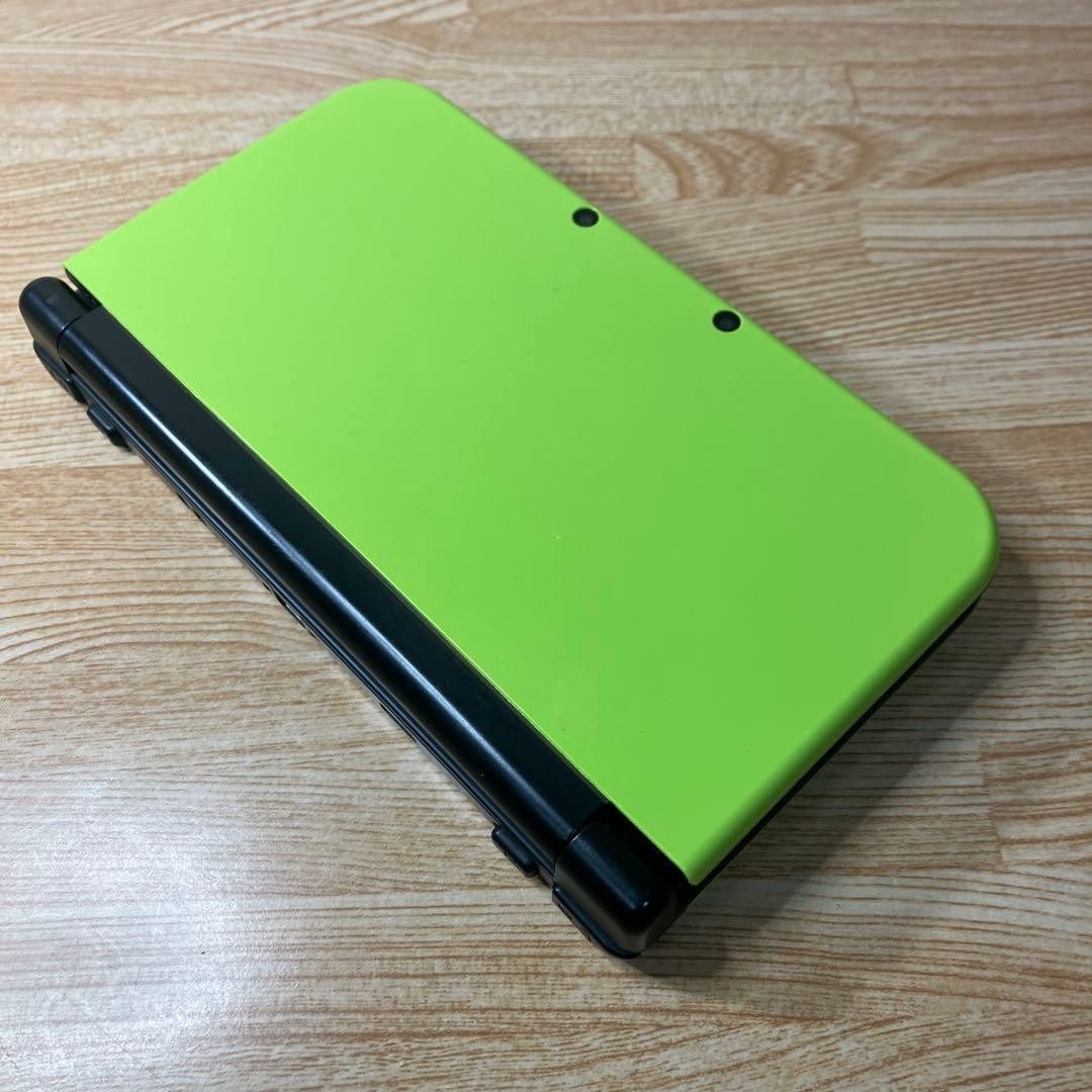 Nintendo New 3DS LL XL Lime Green Black Console Japanese Version Region Locked J