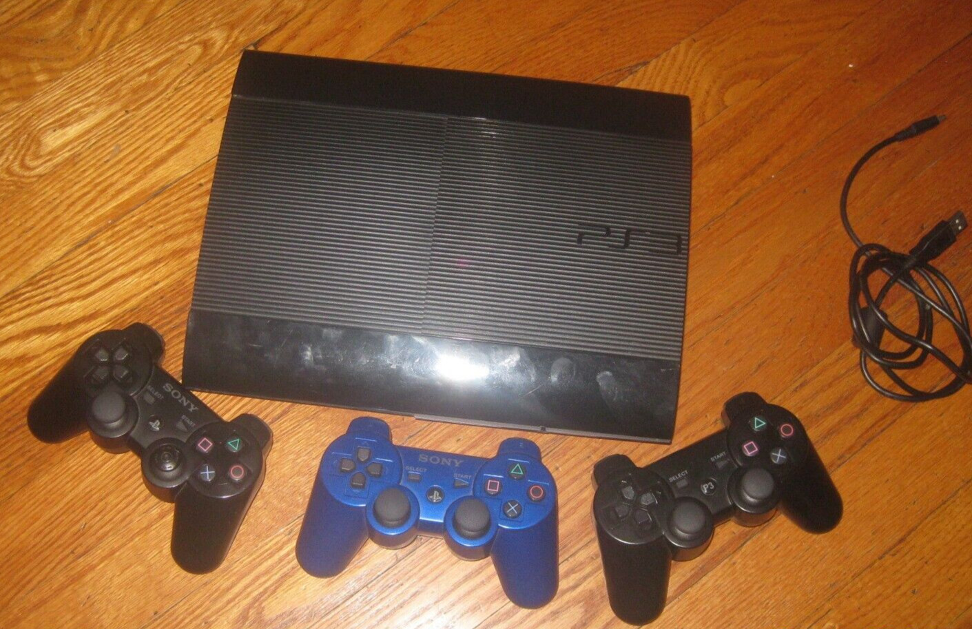 PlayStation 3 super slim USED (-Good condition-)