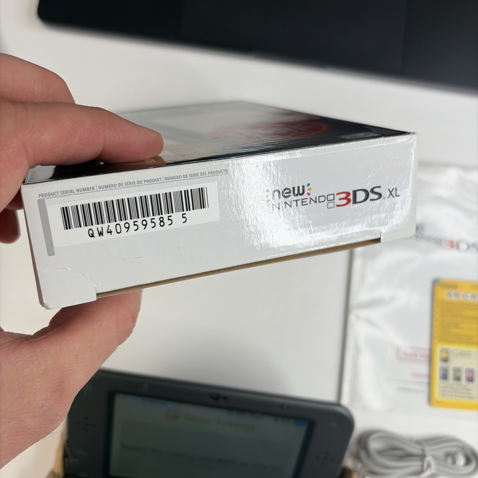 NICE! Nintendo New 3DS XL Black Complete Box W Charger Stylus US Model Top IPS