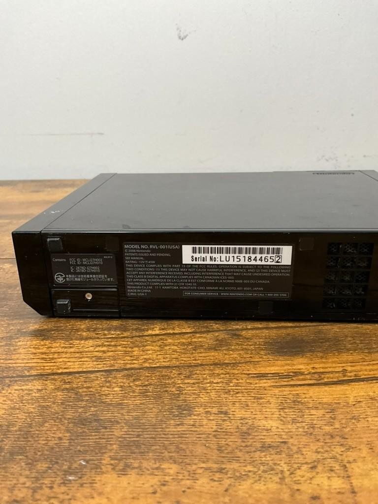 Nintendo Wii Console (Black) RVL-001 – GameCube Compatible – Works!
