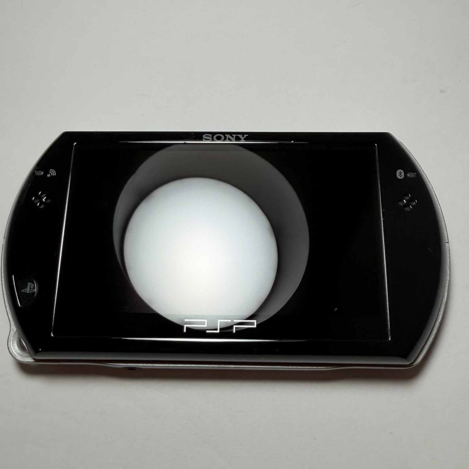 Sony PSP GO 16GB PSP-N1001 Console Handheld Portable Black In Box No Charger