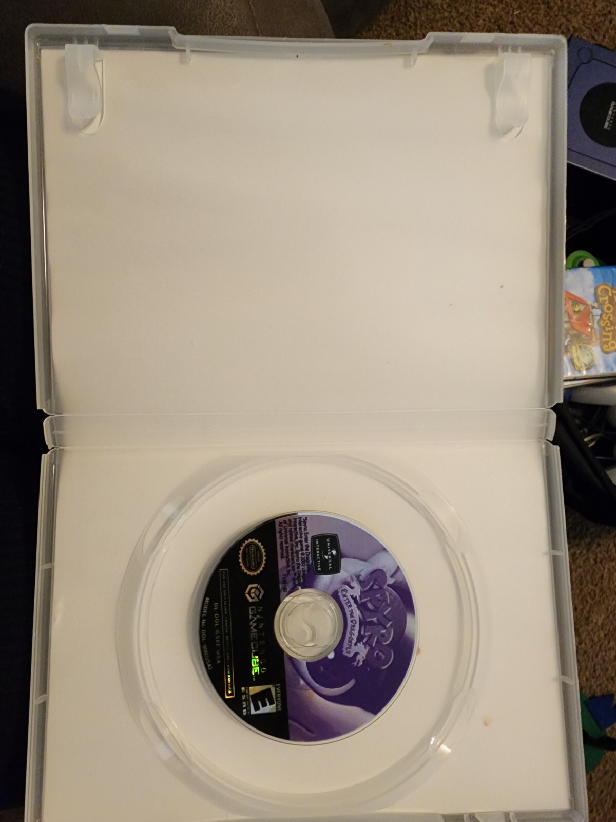 gamecube bundle 4 Remotes 3 Games