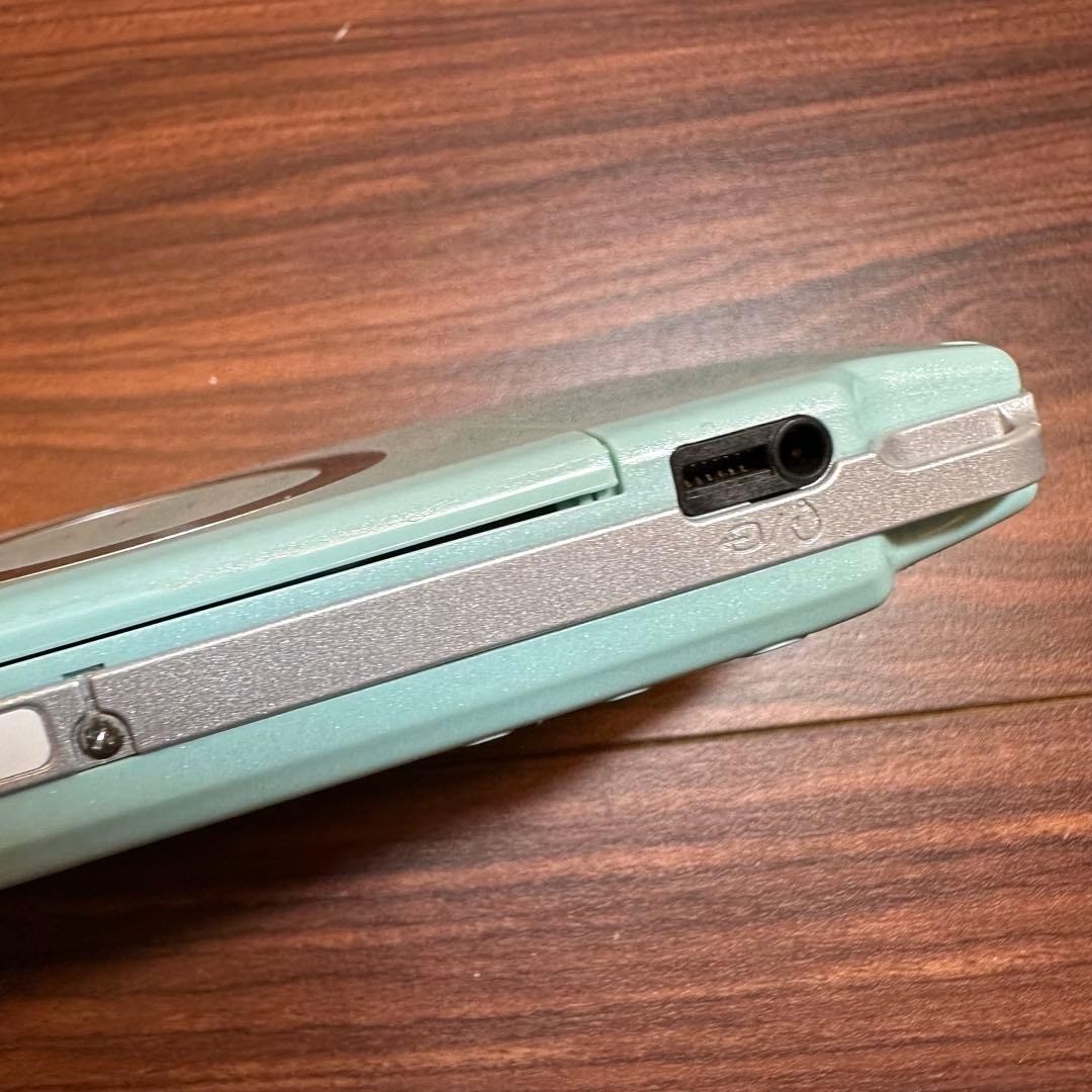 PSP 2000 console, mint green 835 From Japan