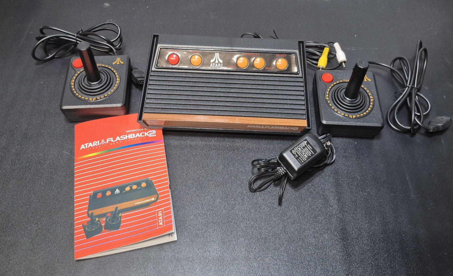 Atari Flashback 2 Console System Complete in Box Tested Working