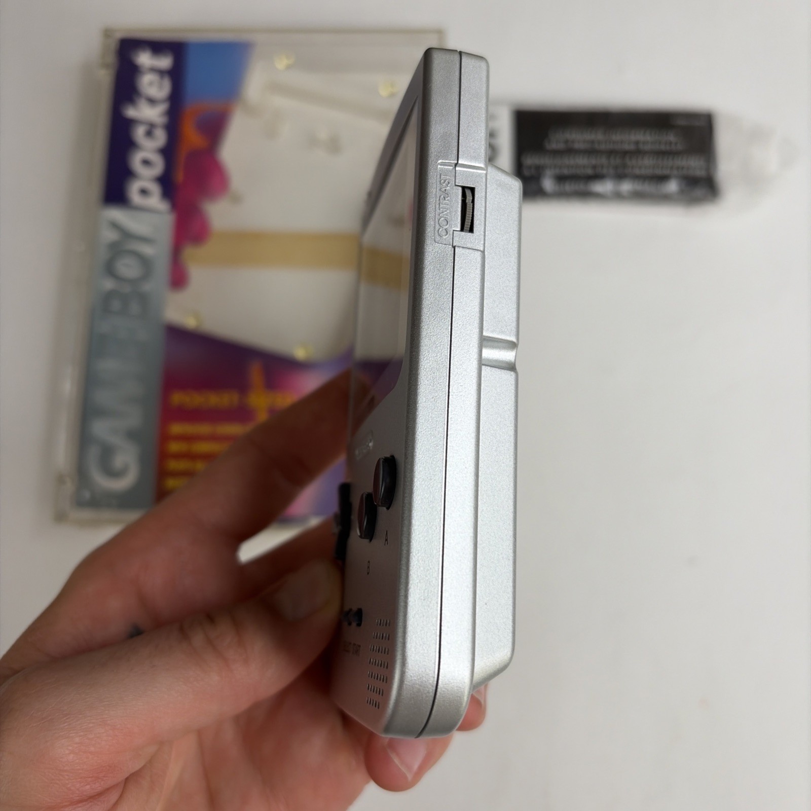 CLEAN Nintendo Game Boy Pocket Silver Handheld MGB-001 Complete Box CIB Tested