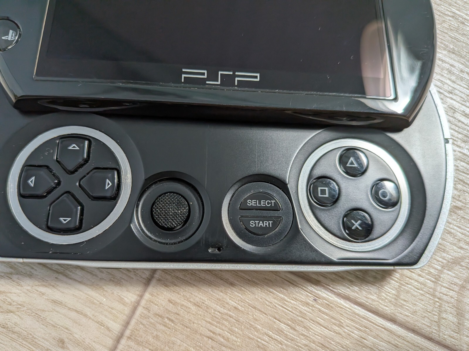 sony psp go console black and 8gb memory Tested Work – many songs by Perfume