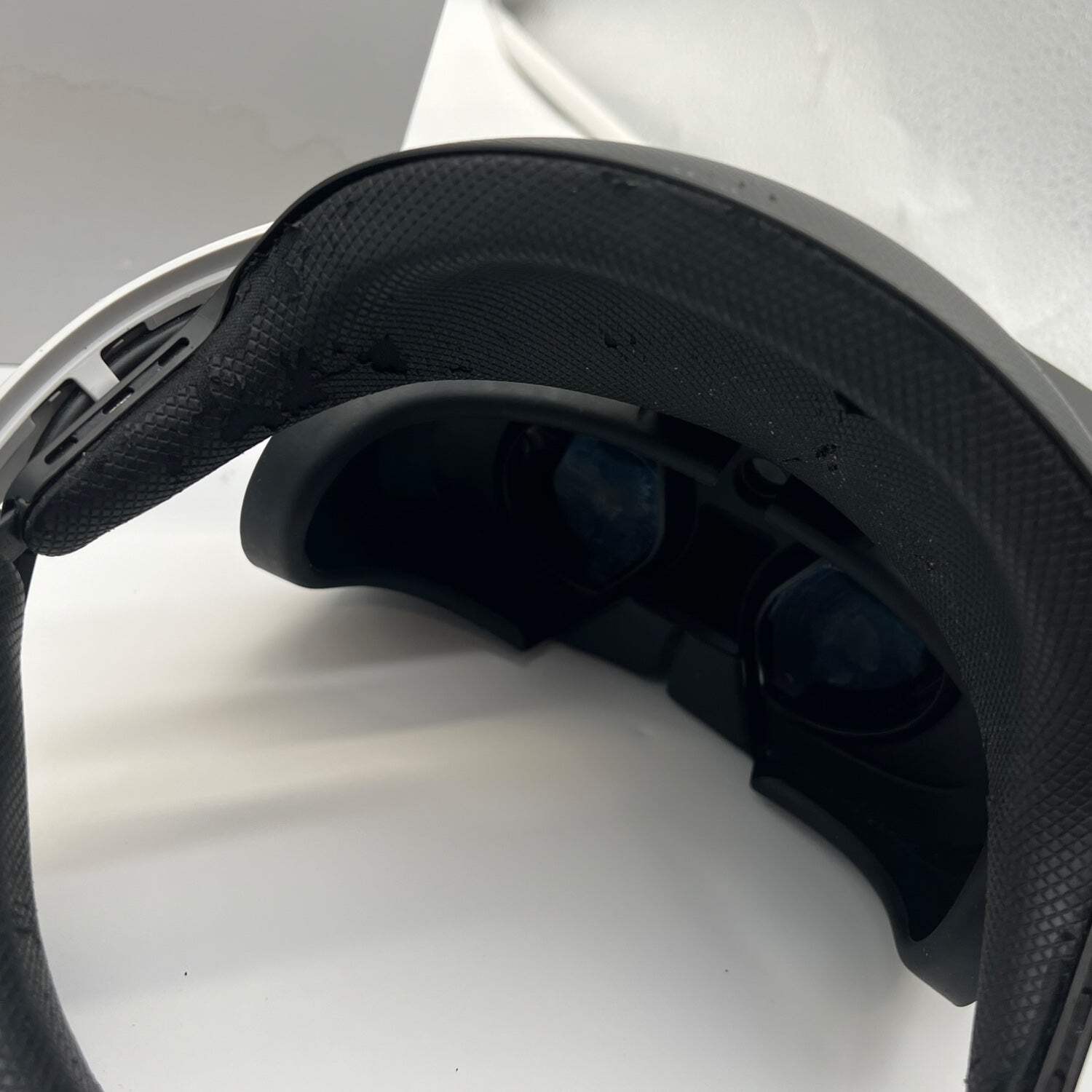 Sony PlayStation 4 PS4 Virtual Reality VR Headset White/Black CUH-ZVR1