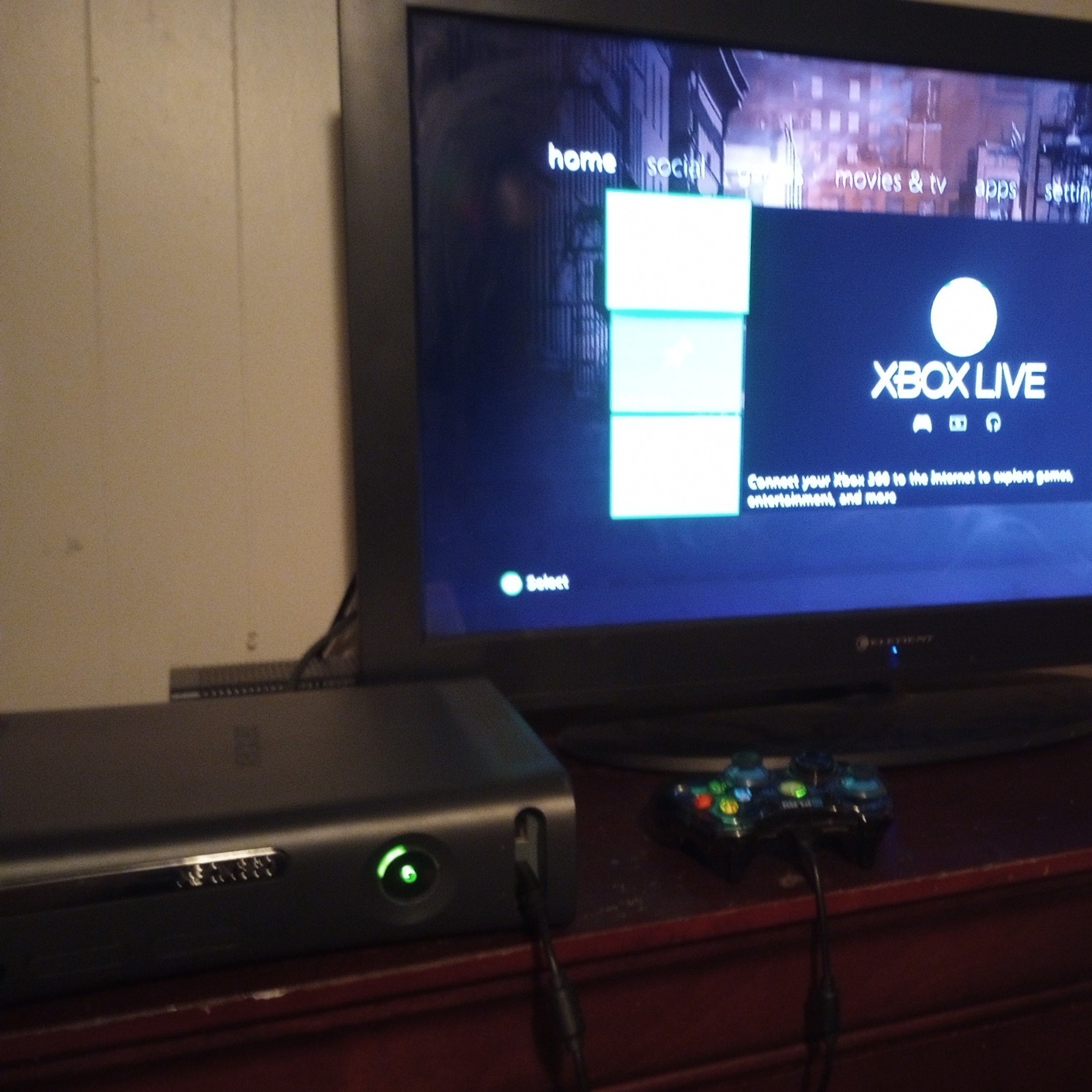 Xbox 360 Black 120gb Console Bundle w/ 3 Wired Controllers + 4 Games lot
