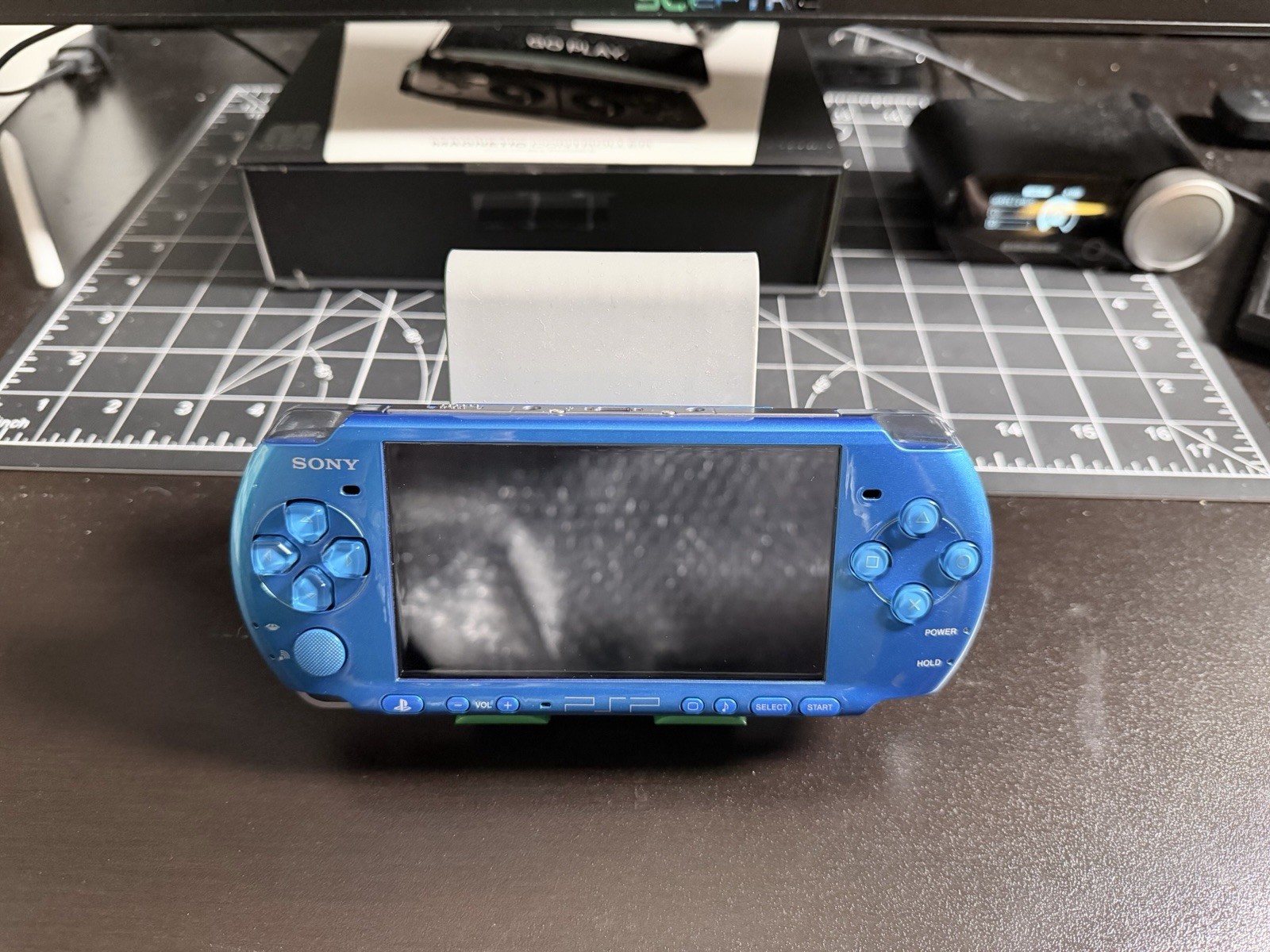 Sony PSP 3000 Vibrant Blue Japan Model With New IPS Screen