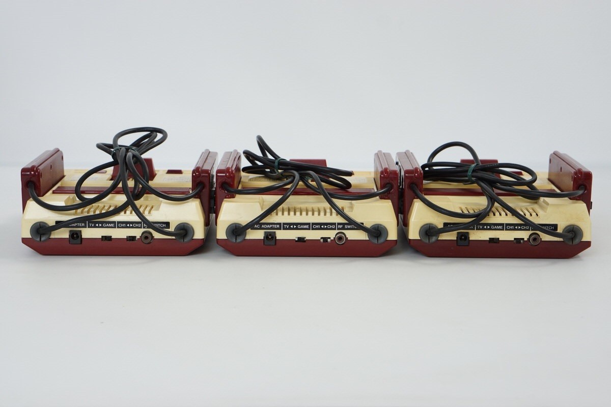 WHOLESALE Nintendo Famicom Lot of 5 Console FREE Shipping WORKING TESTED FC1218